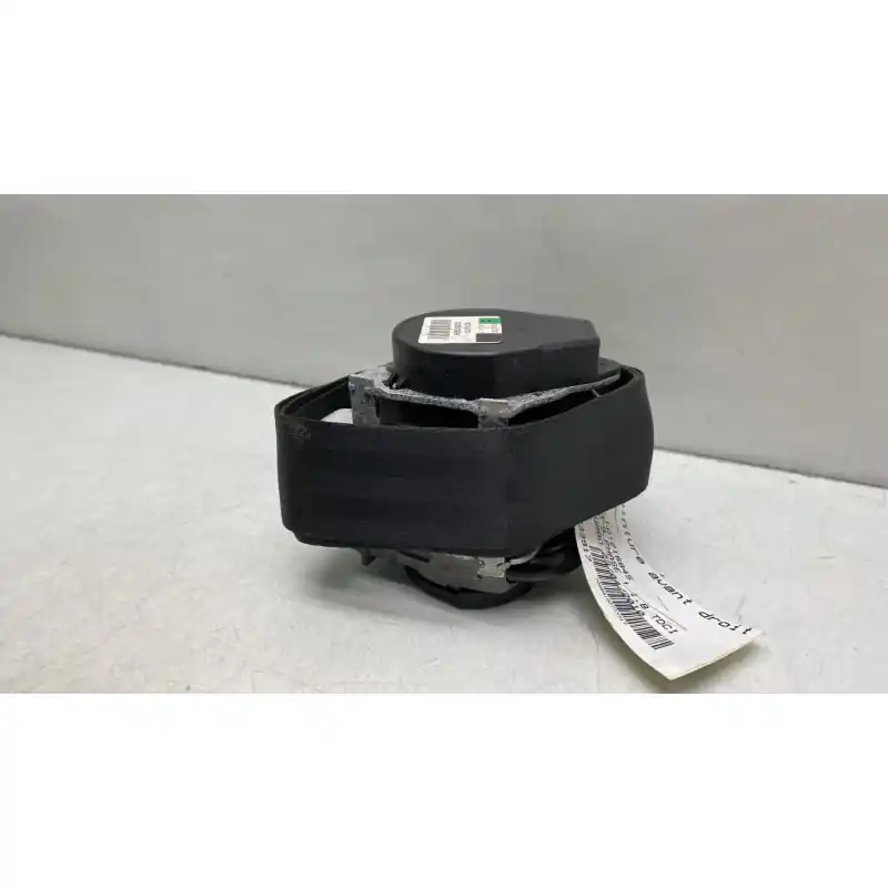 Pretensionneur de ceinture avant droit FORD MONDEO 3 - En stock
