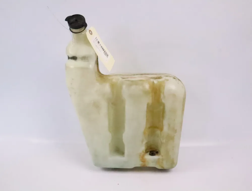 Reservoir lave-glace avant occasion RENAULT MASTER I Phase 2 - 2.0i | Excellente qualité