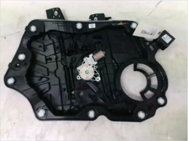 Mecanisme+moteur leve-glace avg occasion FORD FIESTA VII Phase 1 - 1.1i 85ch | Meilleure vente
