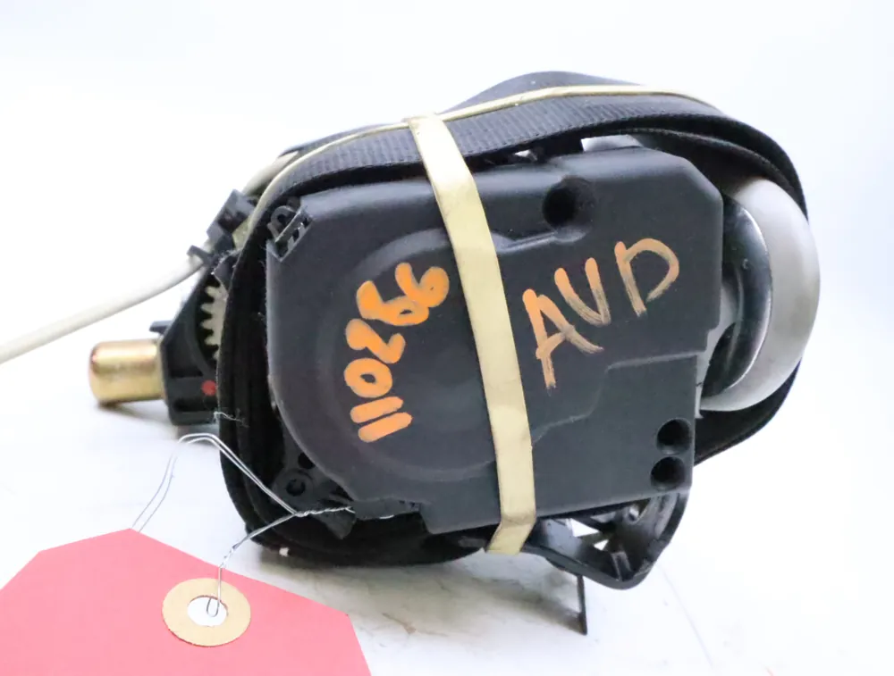 Ceinture avant droite occasion VOLKSWAGEN GOLF IV Phase 1 - 1.9 TDI 130ch - Prix imbattable