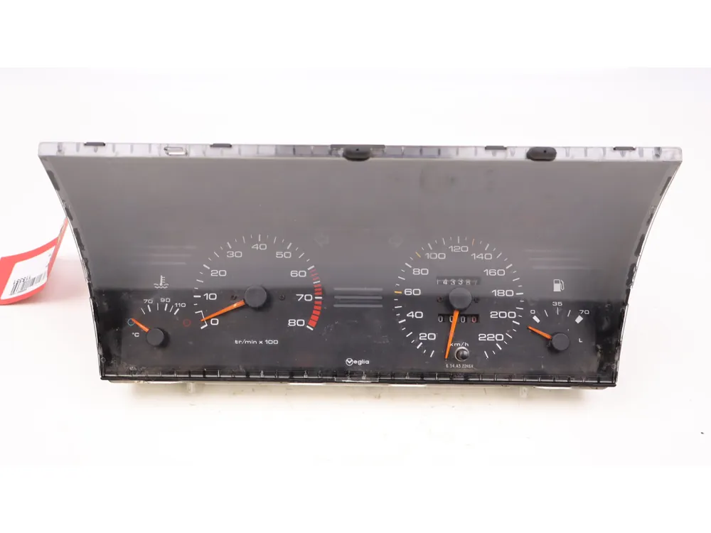 Ne manquez pas cette offre - Bloc compteurs occasion PEUGEOT 405 Phase 1 - 1.6