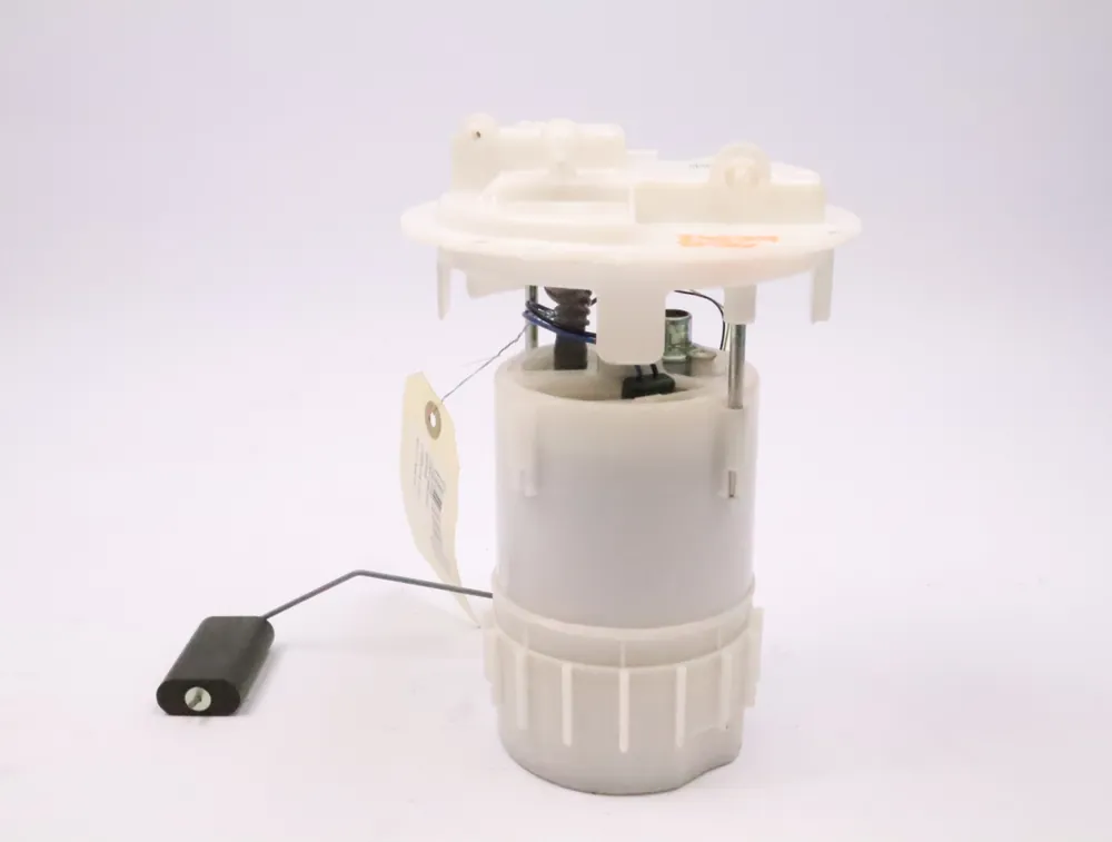 Disponible maintenant - Pompe à carburant immergée occasion CITROEN C3 III Phase 1 - 1.2i 82ch