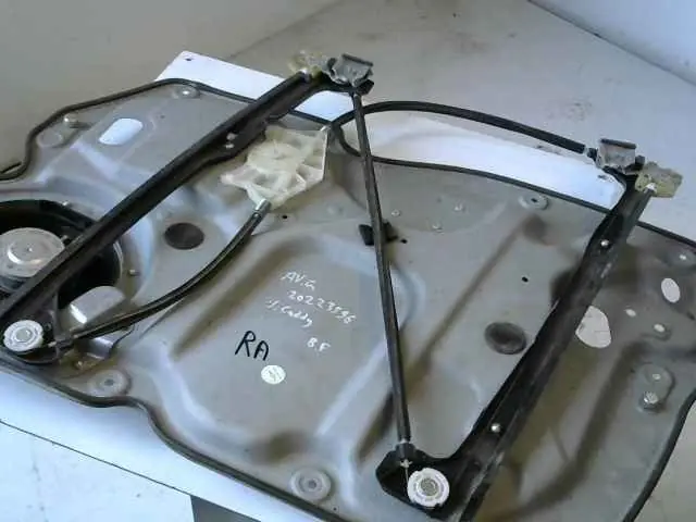 Mecanisme + moteur de leve-glace avant gauche Volkswagen CADDY VAN 2004 | Nouveau en boutique