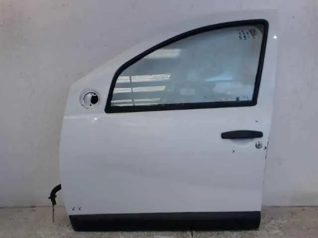Disponible dès maintenant | Porte avant gauche complete Dacia SANDERO 801011499R