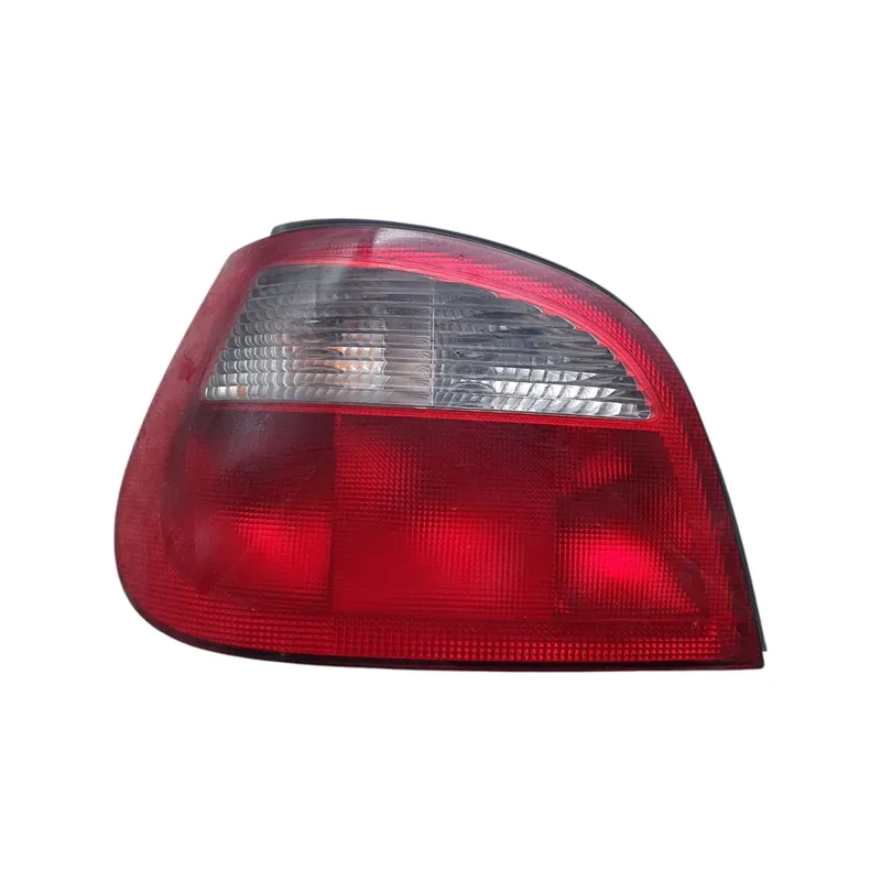 Soldes | Feu arriere gauche Renault MEGANE I PHASE 2 7700428320