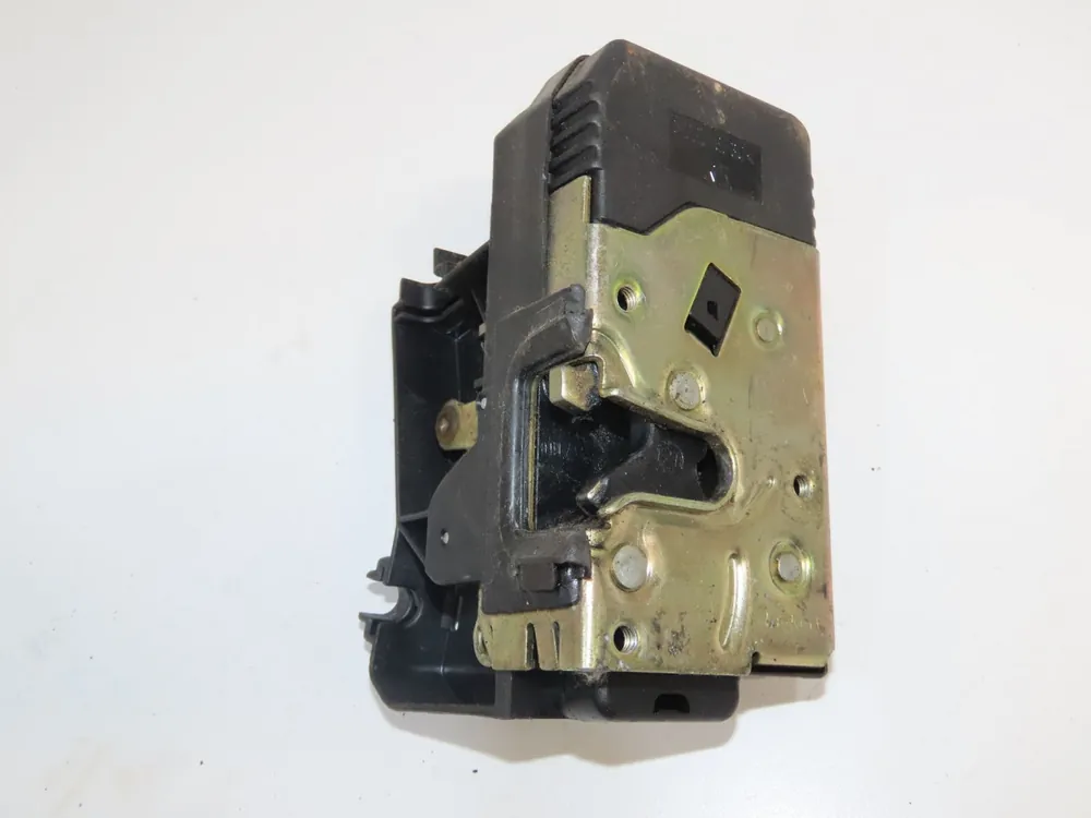 Dépêchez-vous - Serrure porte avd occasion OPEL ZAFIRA IPhase 1 03-1999->07-2005 2.0 DI 16v