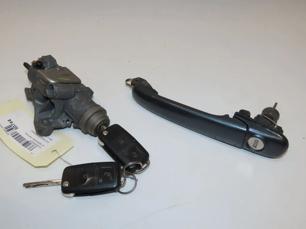 Kit serrures + antivol occasion VOLKSWAGEN SHARAN IPhase 3 01-2004->09-2010 | Stock limité