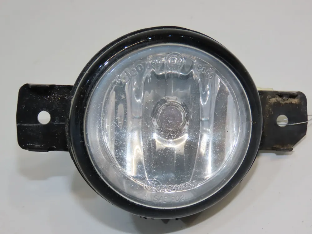 Phare antibrouillard avant gauche occasion RENAULT CLIO IIPhase 2 06-2001->07-2006 1.5 DCI 70ch - Prix exceptionnel